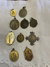 Lot 10 Médailles Religieuses Anciennes dorées