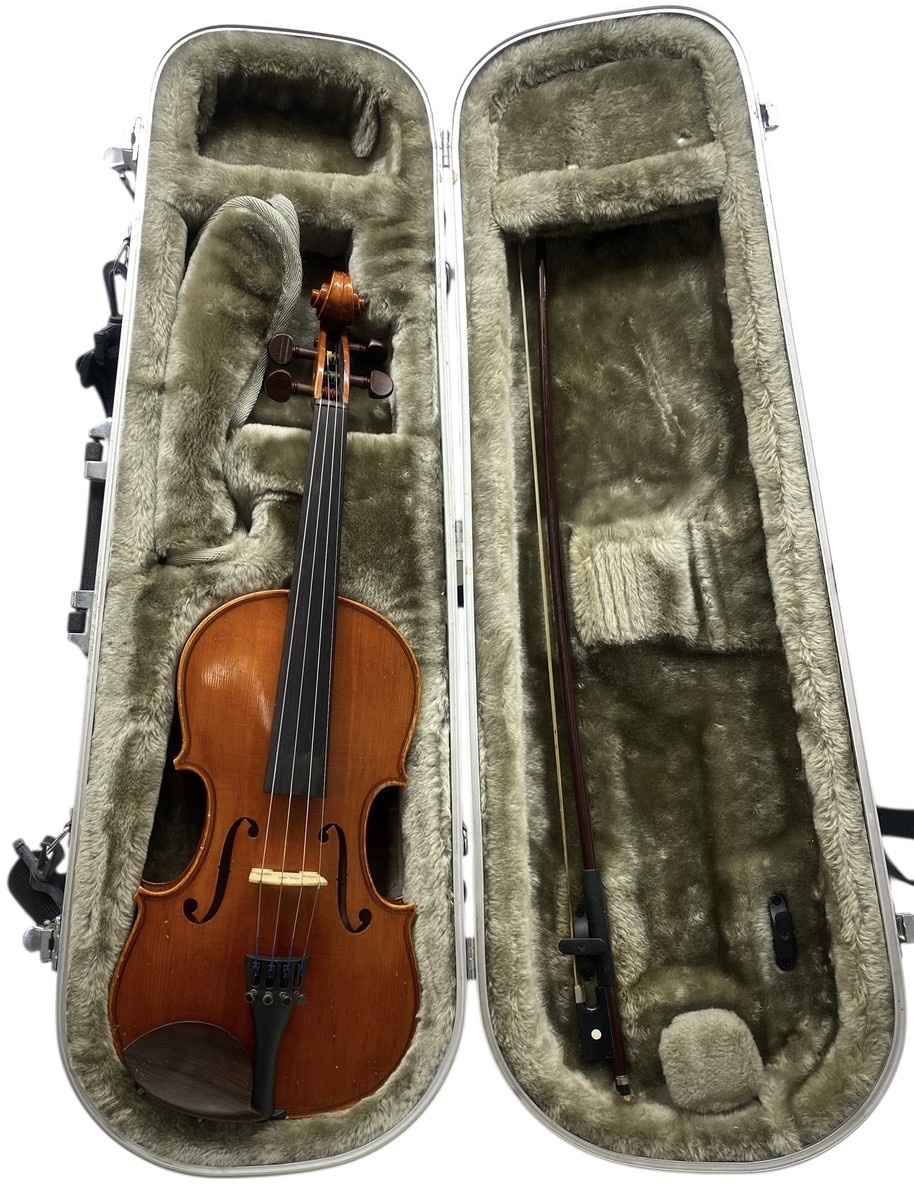 Yamaha J. Yamada Model V-5 3/4 Size Anno 2005 Violin with Case