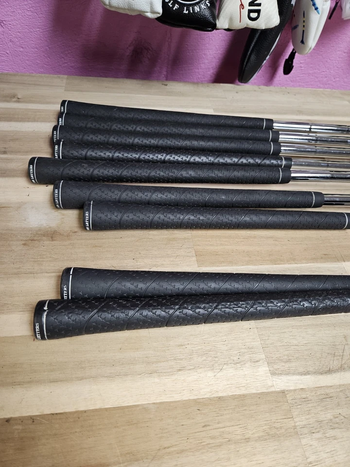 Tour Edge Trilogy 3-9 , P, S Iron Set - Image 3 of 4