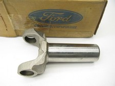 New - Oem Ford F75z-4841-ma Transfer Case Slip Yoke Coupler Unknown Fitment New - Oem Ford F75z-4841-ma Transfer Case Slip Yoke Coupler Unknown Fitment