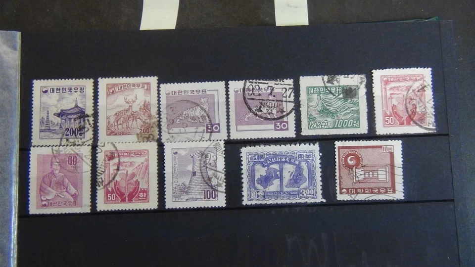 Stampsweis Asia areas stamp collection in lighthouse stock book est 1000s stamp - Image 3 of 4