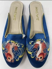 ZUMU’SHOW Chinese Embroidered Brocade Slip-On Shoes Women’s Size 6 NEW
