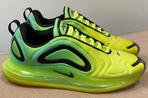 Nike Air Max 720 Volt Black