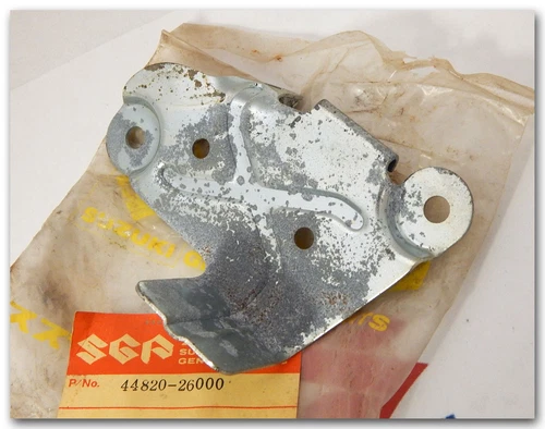HOLDER, OIL TANK *{M; TO 44820-26001}*