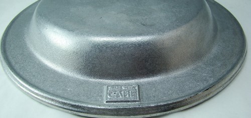 Wilton Armetale TOGO Round Pie Dish with Pyrex Glass Insert EXCELLENT - Picture 8 of 8