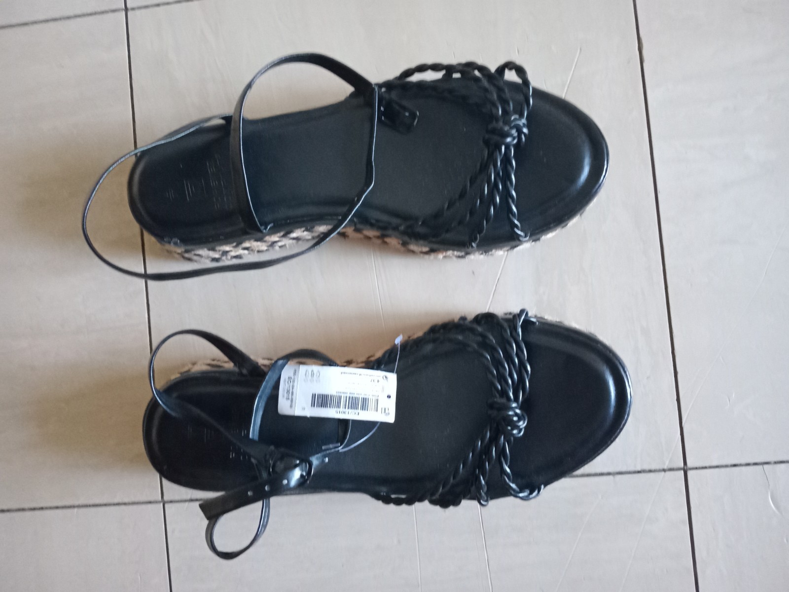 APL Sandali bassi espadrillas con cinturino da donna Next. Taglia 4