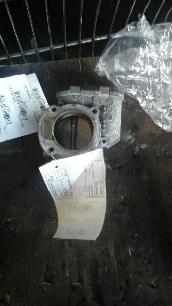 2006 KIA OPTIMA КОРПУС ДРОССЕЛЬНОЙ ЗАСЛОНКИ КЛАПАН В СБОРЕ 2,4 ЛИТРА - Изображение 3 из 4