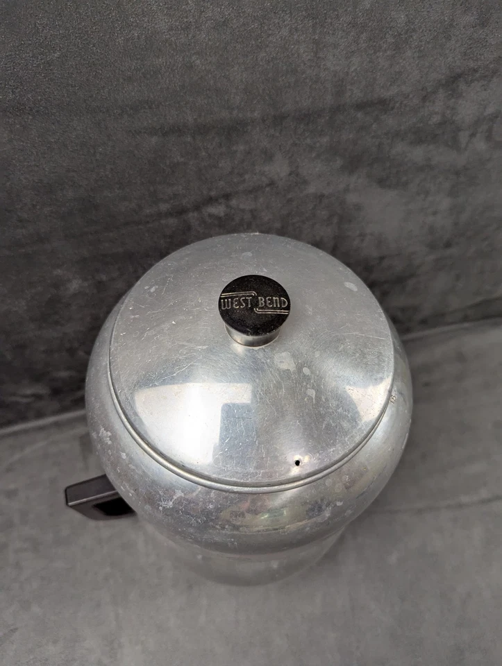 复古 West Bend Kwik 滴滤式咖啡机 18 杯铝制美国中世纪锅 — 第 2/4 张图片