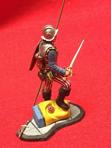 70mm Conquistador - Whitemetal Figure - Picture 3 of 4