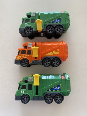 toys r us garbage truck