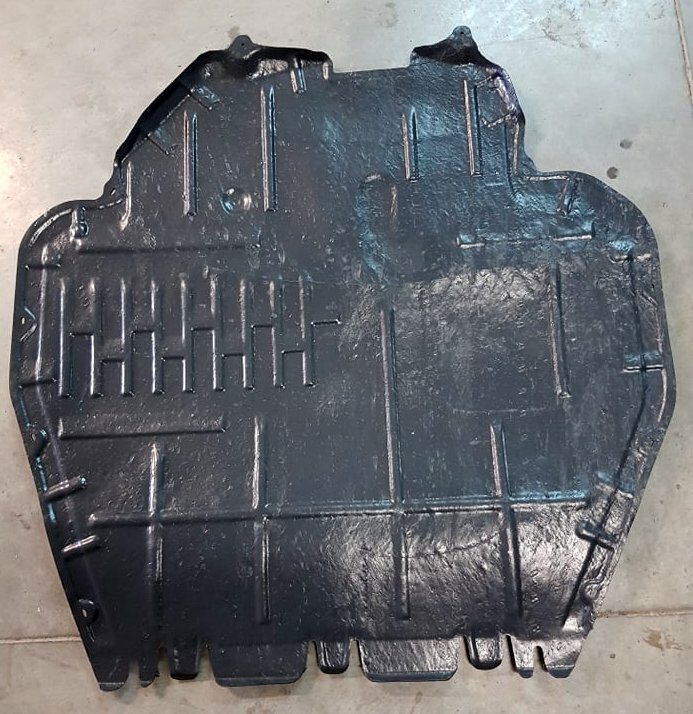 Cache sous moteur VW New Beetle pour stopper les projections de débris - 4