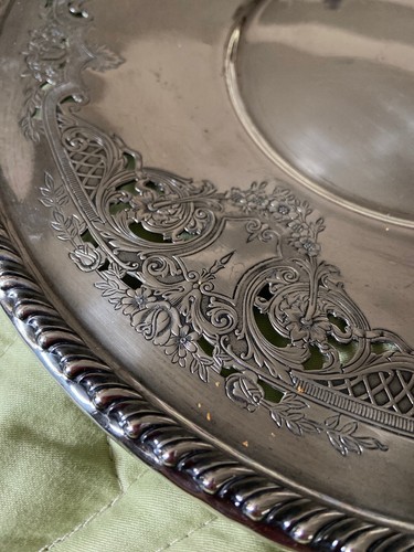 Antique Wallace Melford Reticulated C6539 Round Silver Over Copper Plate 10” - Picture 2 of 6