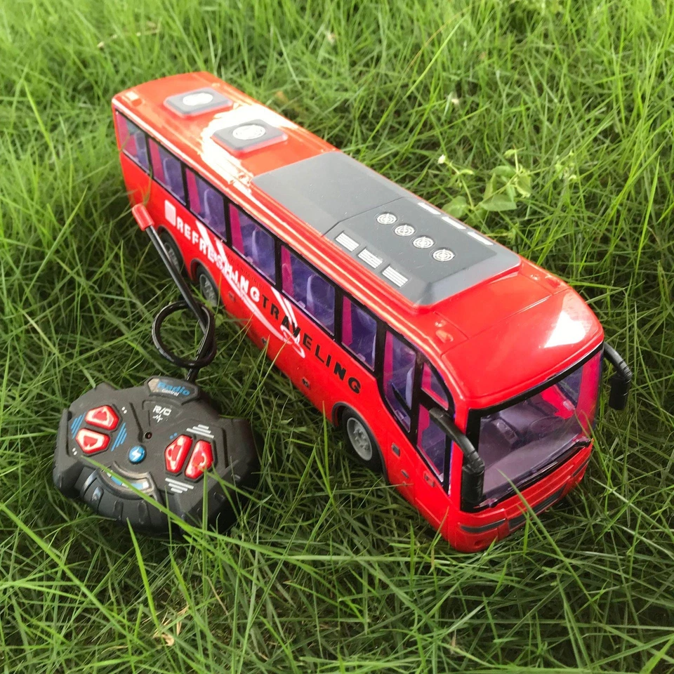 1/30 Rc Bus Electric Remote Control Car with Light Tour Bus School City Model - Image 4 of 4