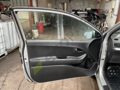 KIA PICANTO 1 MK2 TA Door Window Front Left Side 824101Y310 - Image 1 of 4