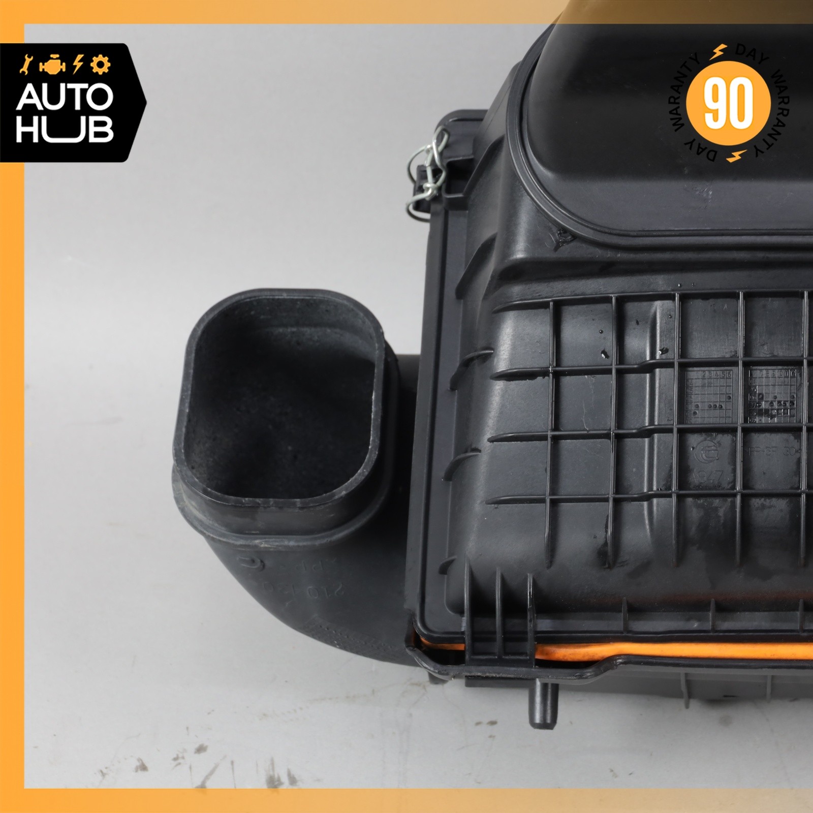 09-18 Maserati GranTurismo M145 Air Intake Cleaner Filter Housing Box OEM 66k