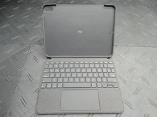 Logitech Combo Touch Keyboard Folio with Trackpad for iPad 7/8/9 - YU0048