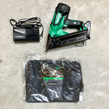 HITACHI NT1865DMA 18V Cordless Brushless 15GA 2.5" Angled Finish Nailer Kit 0231