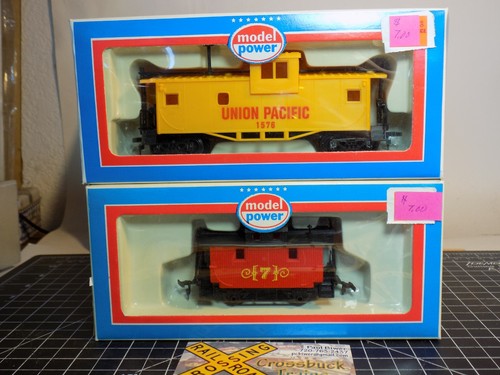 Juego HO/2 modelos Power #9114 UP Caboose, #9133 acopladores de gancho/cuerno Bobber (122326) | Zustand: Used