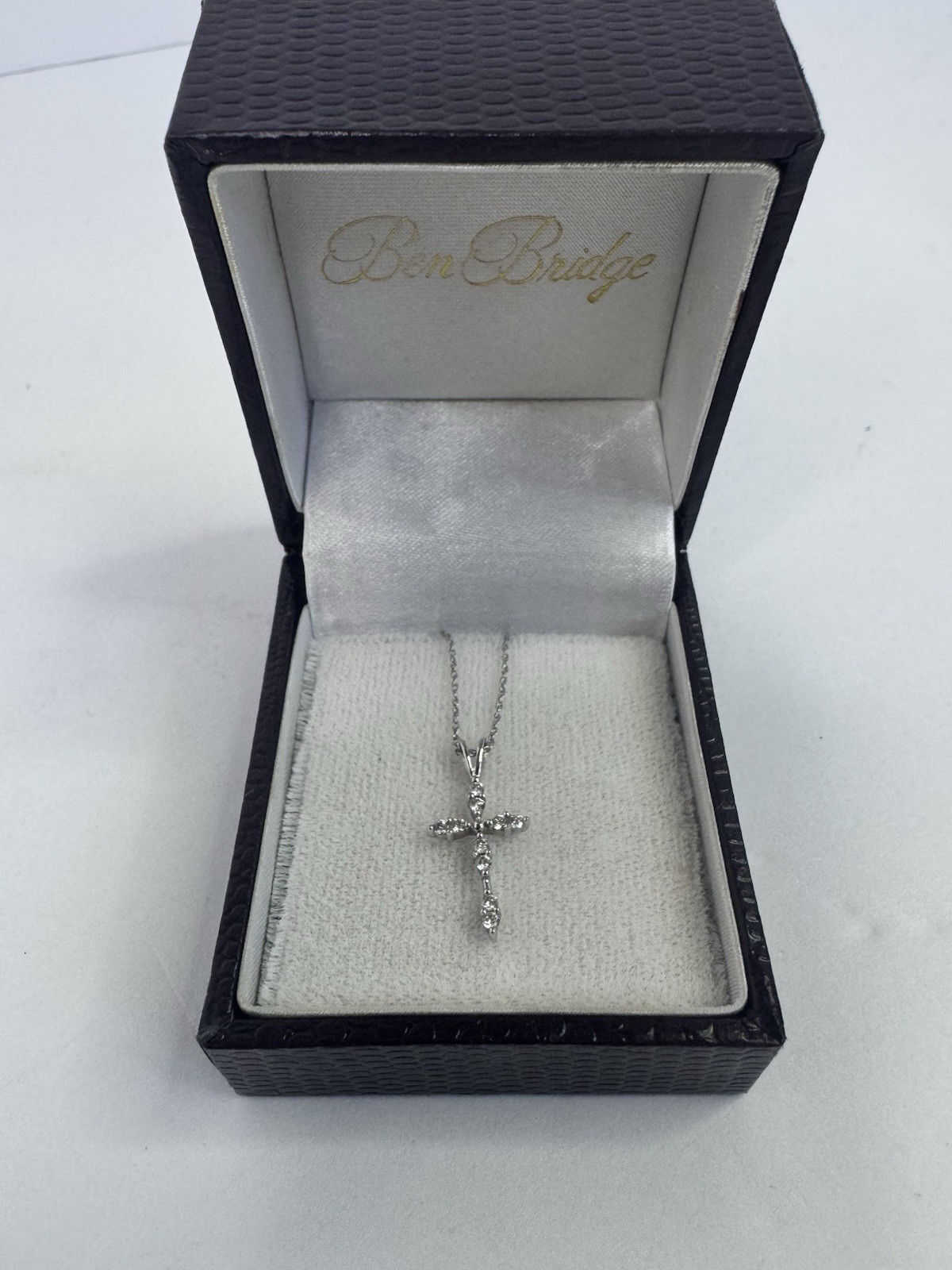 Signed 14K White Gold Diamond Cross Pendant Necklace 18” Cable Chain Ben Bridge