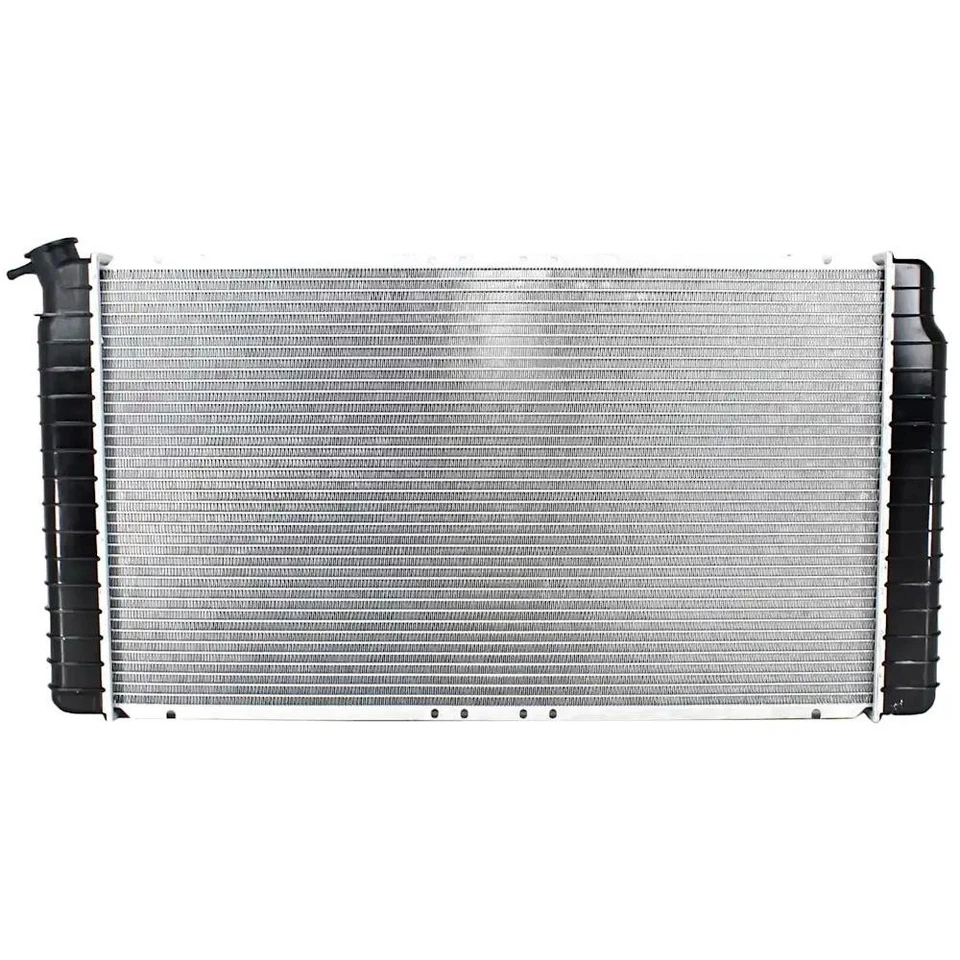 New Radiator Fits Buick Park Avenue Base 6 Cyl 3.8L By GM3010348 52493406 - Image 4 of 4