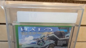 Halo Combat Evolved (Microsoft, 2003) Game of the Year Not For Resale VGA 9.7