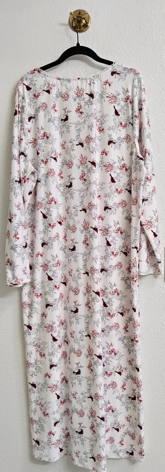 Camisón largo Adonna micro polar talla L estampado cardinal plisado corpiño ribete de encaje Foto 2 de 4