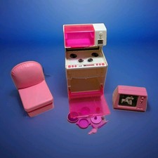 Vintage Barbie Stove, TV  Chair Dream House 1978-89