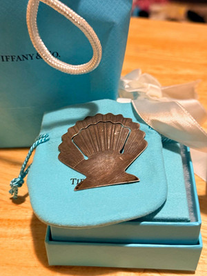 Vintage Tiffany & Co. Shell Shape Clip Bookmark, Sterling Silver w/Bag/Pouch/Box