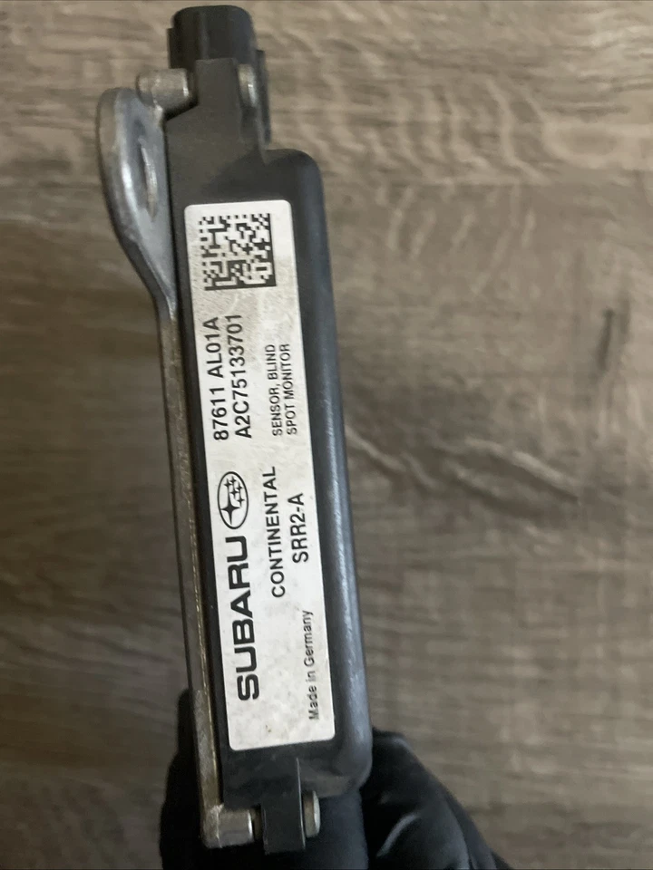 Módulo de control de punto ciego Subaru Legacy Outback 2016-2018 OEM (87611AL01A)/58 Foto 3 de 4