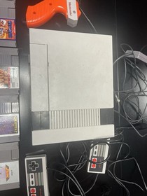 Nintendo NES Console Lot with Controllers, Zapper Light Gun & 12 Game Cartridges