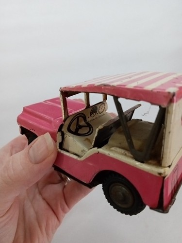 Vintage Tin Litho Metal Pink Toy Jeep - Picture 5 of 13