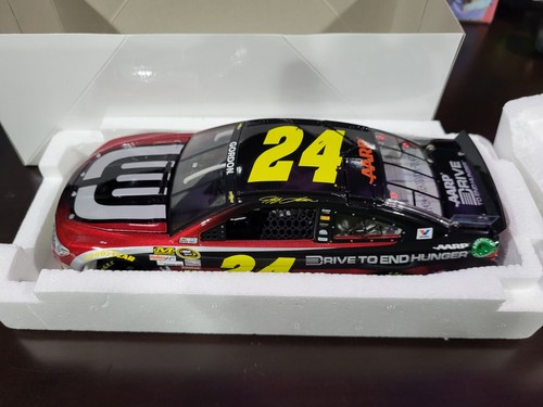 Jeff Gordon #24 AARP/DTEH Chevy - 2014 Lionel ARC Platinum 1:24th scale diecast - Picture 2 of 6