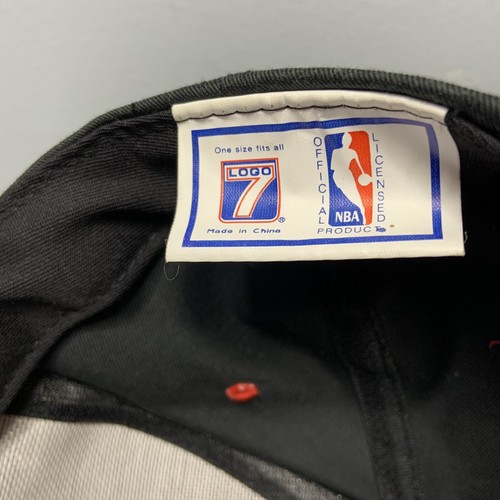 Miami Heat Logo 7 Vintage Hat Cap Snapback Black Red NBA Basketball Adjustable - Picture 8 of 9