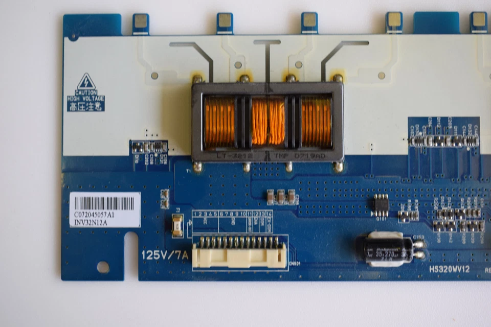 Samsung LE32R88BD Inverter PCB HS320WV12 REV 0.1 - Image 4 of 4