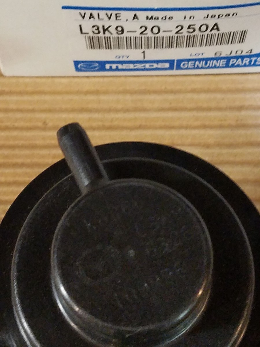 Genuine MAZDA 2.3 TURBO Intercooler By-pass Valve CX-7 MAZDA3 L3K9