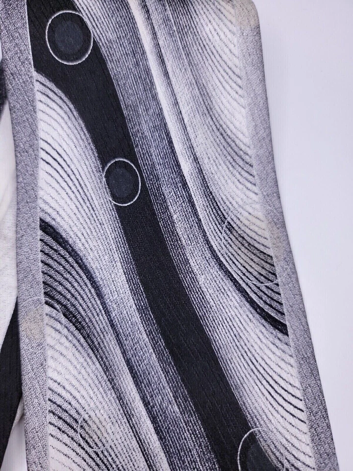 Enrico Capucci Mens Formal Necktie 59"Lx3.75"W Gray/Black Neck Tie - Image 3 of 4