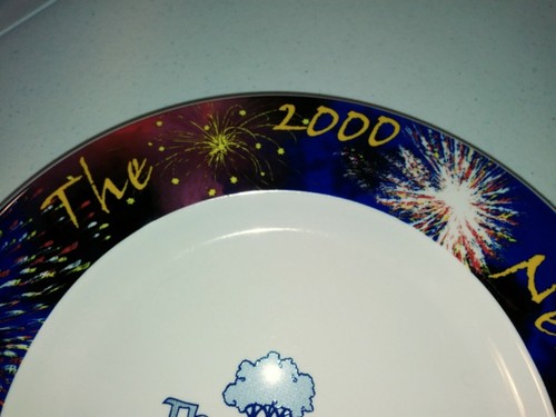 The Lakes Country Club the 2000 Millennium 12 in Collector Plates Made in U.S.A. - Picture 4 of 8