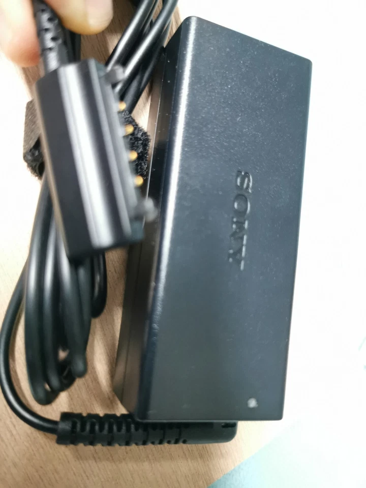 CARICABATTERIA SONYVAIO SONY PC NOTEBOOK SGPAC10V1 AC Adapter TABLET - Immagine 2 di 2