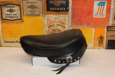 Le Pera Harley-Davidson Solo Seat Concho Skirt Sanora Style Softail Chopper