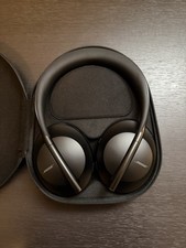 Bose Noise Cancelling Headphones 700 - Black