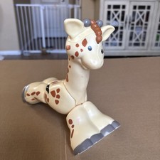 Fisher-Price Amazing Animals Giraffe Figure Toy Brown Spots Articulated sounds