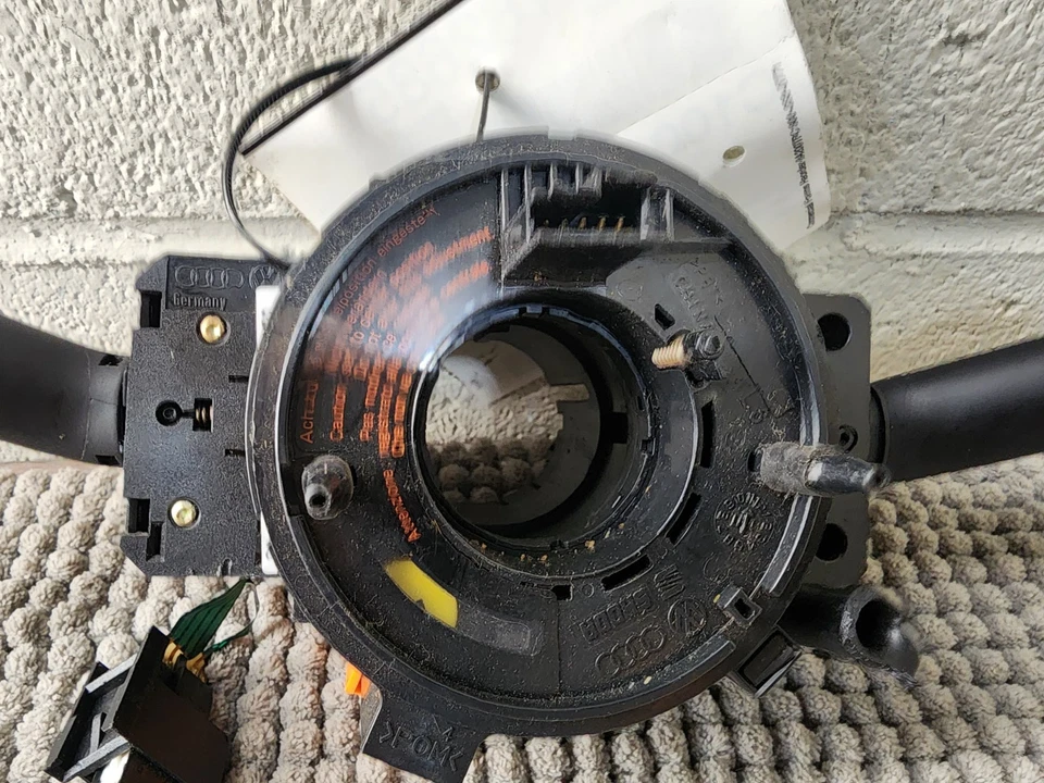 Interruptor de columna de dirección Volkswagen Passat 2002 953 503 G Foto 4 de 4