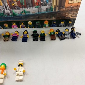 LEGO The LEGO Ninjago Movie: NINJAGO City (70620) ~Used / Open Box~ COMPLETE!