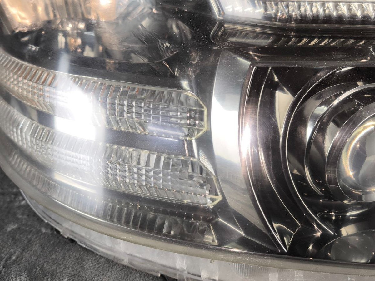 JDM Toyota Alphard ANH10 MNH10 HID XENON PROJECTOR Front Head