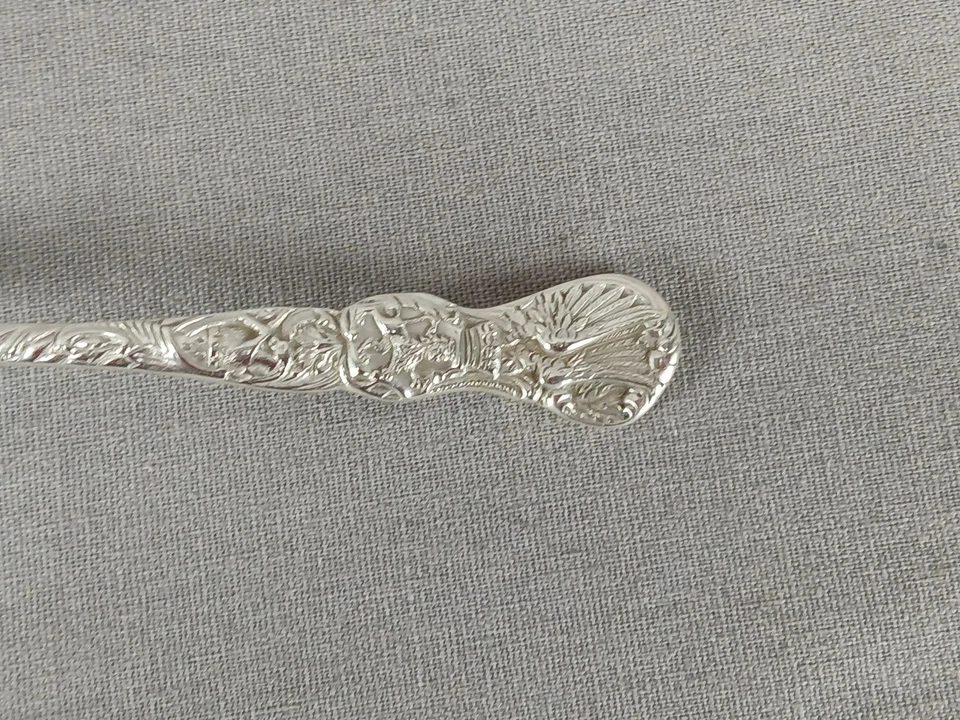 Cuchara William B Durgin Alas León Pegaso Mango Plata Esterlina C.1891 Foto 2 de 4