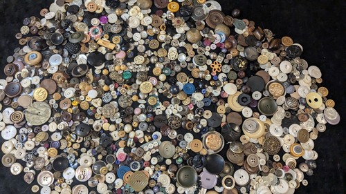Vintage Button Lot 4 Lbs Estate Glass, Plastic, Metal, Shell, Wood, Huge Variety