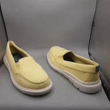 Sperry Captains Moccasin Women's 9M Yellow Slip-on Fabric A187