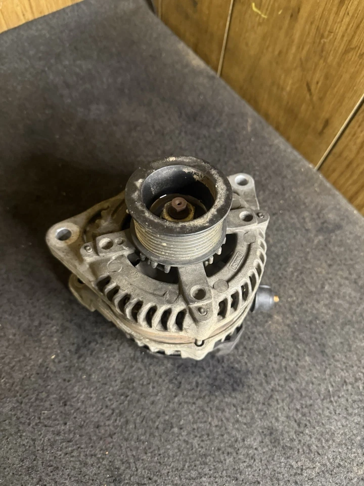 11-16 Ford F250 F350 6.7L Alternator BC3T-10300-CA - Image 2 of 4