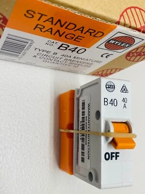 WYLEX 40A Type B Push/Plug-In Circuit Breaker ~B40 40 Amp MCB ~Inc. Base~ Orange