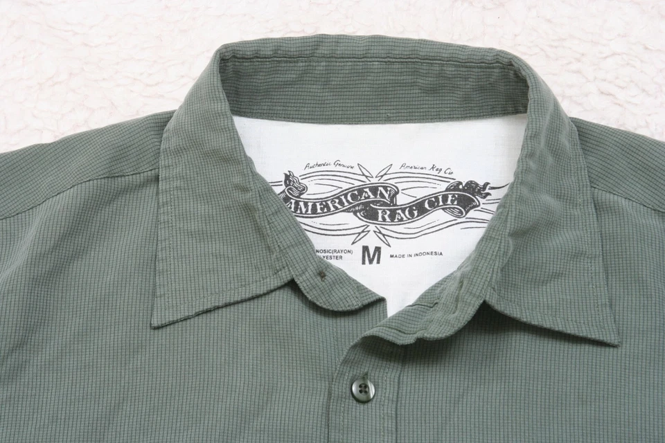 Camisa de Vestir Gris Bolsillo Mediana Manga Corta Top Abotonada American Rag Cie 1-229 Foto 3 de 4